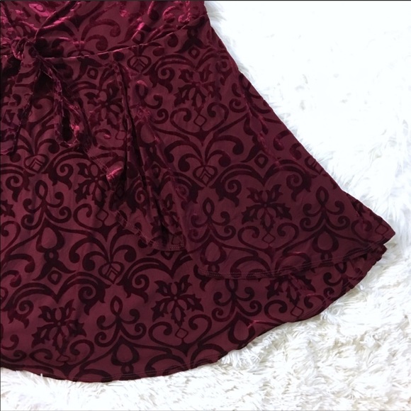 Francesca’s Flutter Sleeve Wrap Dress - Picture 2 of 3